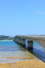 Fototapeta na wymiar Okinawa Kouri Most