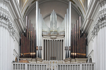 Kirchenorgel