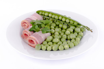 Fresh peas and ham rolls.