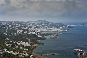 Fototapeta na wymiar Mykonos Island View na wiosnę deszczowe dni