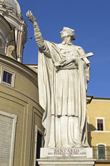 Statua di San Carlo - Basilica dei Santi Ambrogio e Carlo