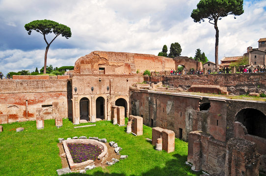 Roma, rovine del Monte Palatino - palazzi imperiali
