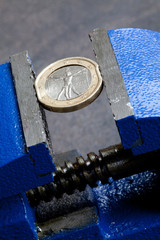euro sotto pressione