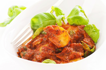 Kartoffeln in Tomatensauce