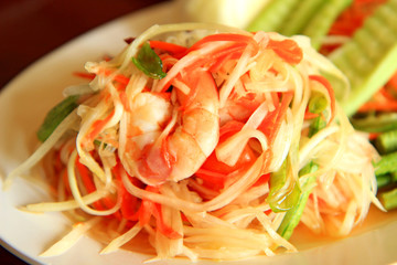 Seafood Green papaya salad