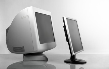 Monitore Alt gegen Neu