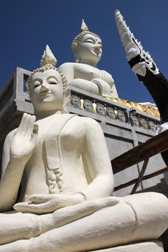 Buddha image - Phra Mongkol Muni Sri Nachuak