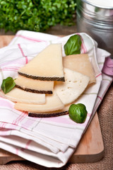 Różne rodzaje sera © Kamila Cyganek