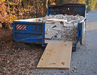 Bauschutt im Container