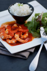 gambas poêlés sauce piquante et riz basmati 3