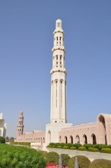 Fototapeta na wymiar Minarett der Sultan-Qabus-Moschee, Muscat, Oman