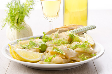 Gebratene Fenchelscheiben mit Limetten