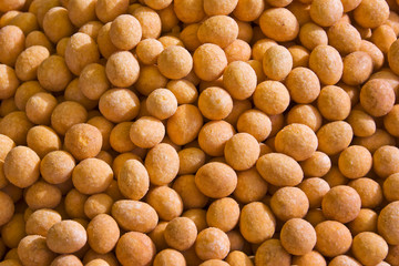 Cacahuètes enrobées salées