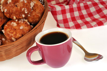Chouquettes et café