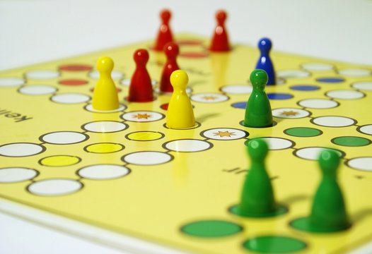 Spiel - Mensch &auml;rgere dich nicht