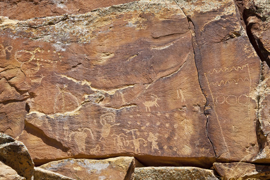 petroglyphs of NIne Mile Canyon