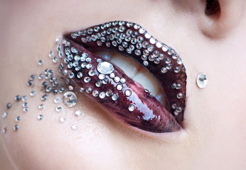 Face make-up