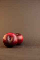 Zwei Pflaumen
