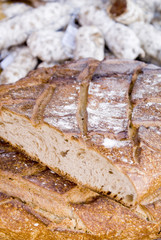 Pain et saucisson
