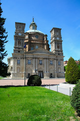 Il Santuario di Vicoforte dalla Piazza Carlo Emanuele