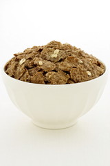 wheat bran flakes cereal breakfast with rolled oats