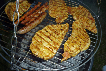 Fleisch auf dem Grill