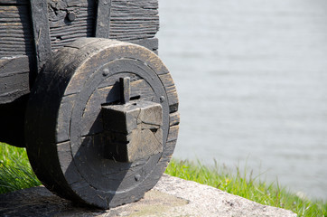 Wooden wheel © olandsfokus