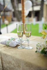 Wedding glasses and rings