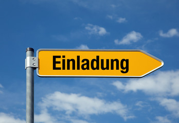 Pfeil mit blauem Himmel EINLADUNG