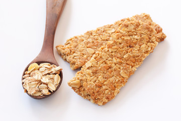 Crunchy granular bar whole grain and cereal