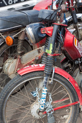 Obraz na płótnie Canvas vieilles motocyclettes