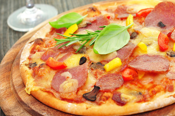 Weinglas, Pizza