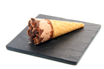 Cornet glace sur ardoise