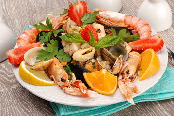 ANTIPASTO DI CROSTACEI UNO