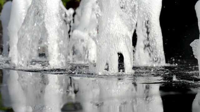 gespiegelte Wasserfont&auml;nen