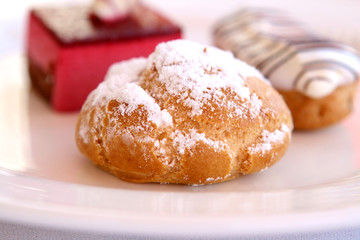 Creme Puff