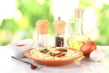 Composition of the delicious spaghetti with tomato sauce and