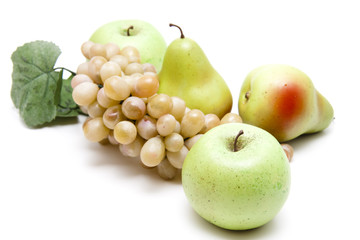 Trauben mit Birne und Apfel