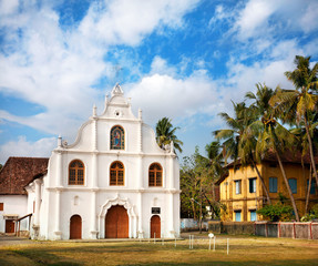 Fototapeta na wymiar Portugalski Kościół kolonialny w Kochi