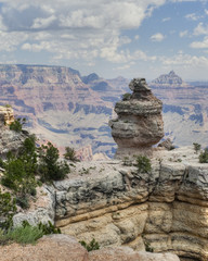 Fototapeta na wymiar Walhalla Plateau & Vishnu Temple Formations in Grand Canyon