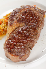 Grilled steak with vegetables