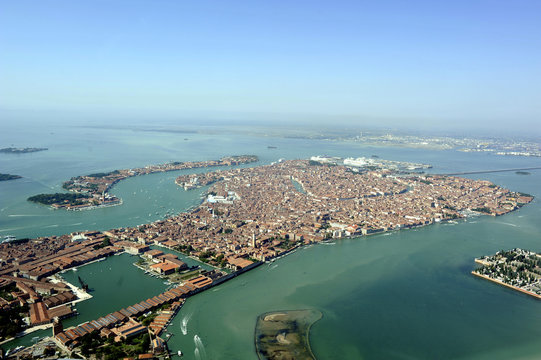 12 Images Photos Et Illustrations Vectorielles Stock Appropriees Sur Le Theme Vue Aerienne De Venise Adobe Stock 12 Images Photos Et Illustrations Vectorielles Stock Appropriees Sur Le Theme Vue Aerienne De Venise Adobe Stock