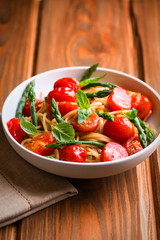 Spaghetti with Green Asparagus and Cherry Tomato