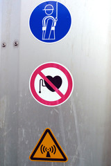 Warnschilder