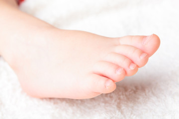 Obraz na płótnie Canvas Baby's pretty leg