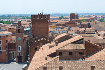 Fototapeta na wymiar Panoramiczny widok z Ferrary. Emilia-Romagna. Włochy.