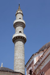 Obraz premium das Minarett der Suleiman-Moschee, Rhodos