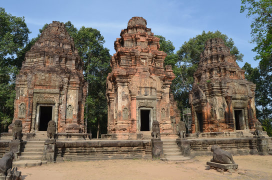 Templo de Preah Ko. Grupo de Roluos. Angkor. Camboya