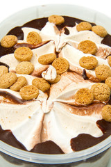 gelato al cioccolato con amaretti