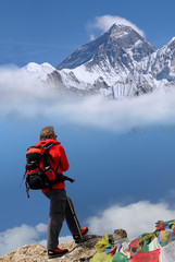 Man in front of Mt Everest, Nepal - obrazy, fototapety, plakaty